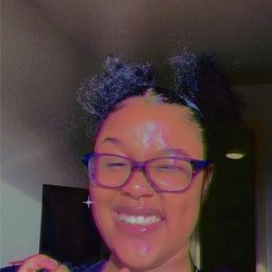 Meet your Posher, Marion